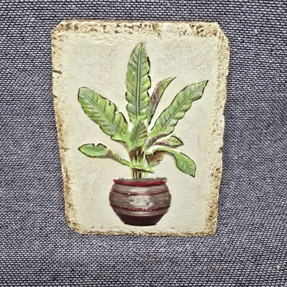 Botanical Wall Plaque 3D Relief Potted Plant Green Cream Good Rustic‎
